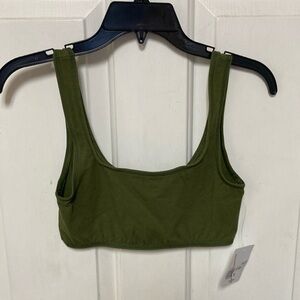 Forever 21 active wear top size small